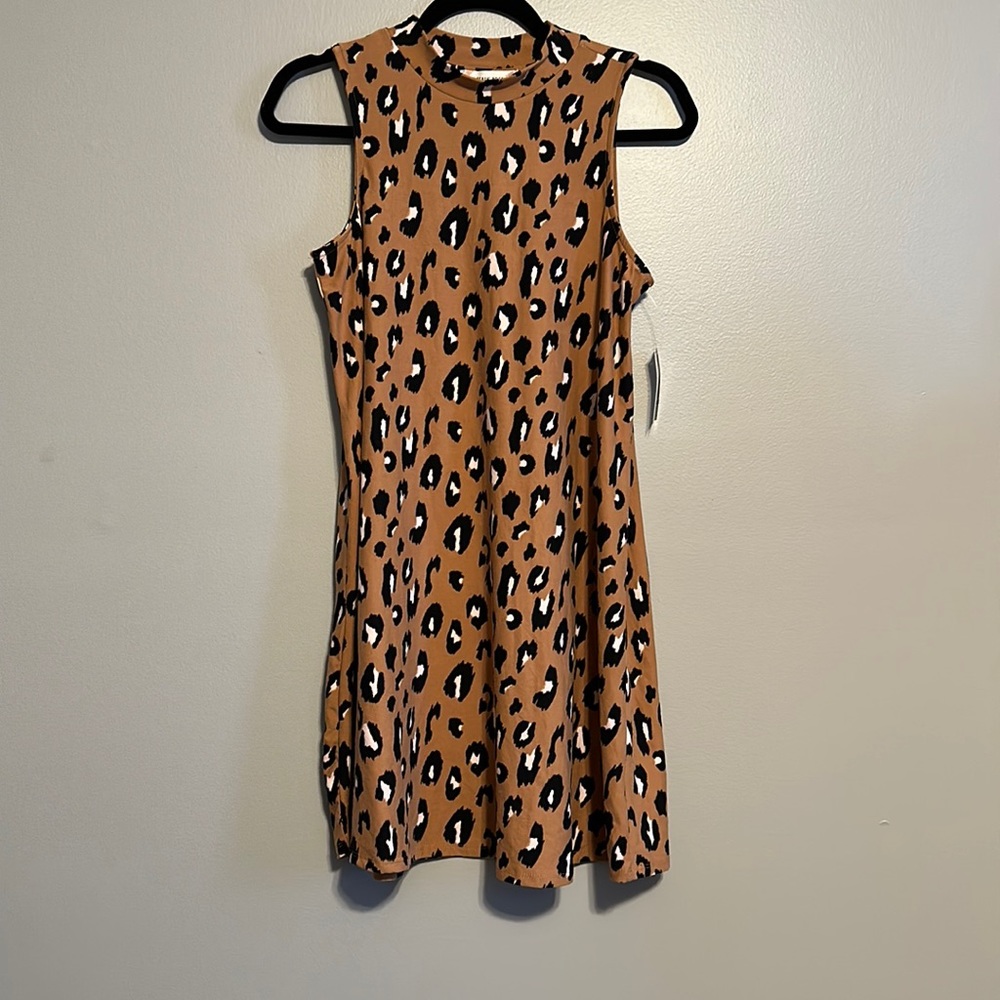 Pink rose size medium cheetah print